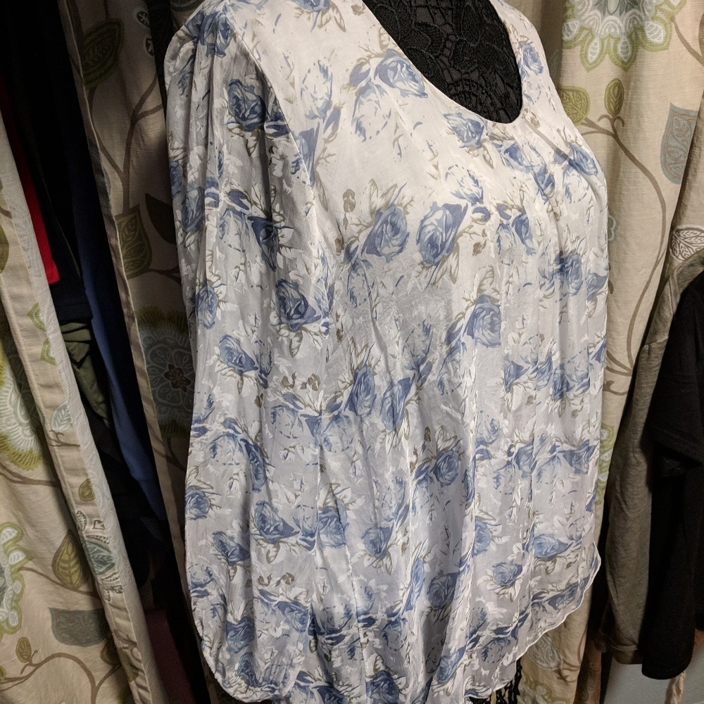 Beautiful 100% Silk Blouse 2X